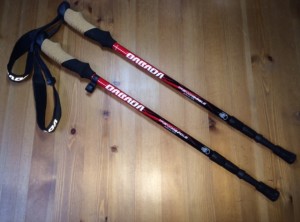 DABADA トレッキングステッキ　トレッキングポール　２本セット　軽量アルミ製　ストック　アンチショック機能付